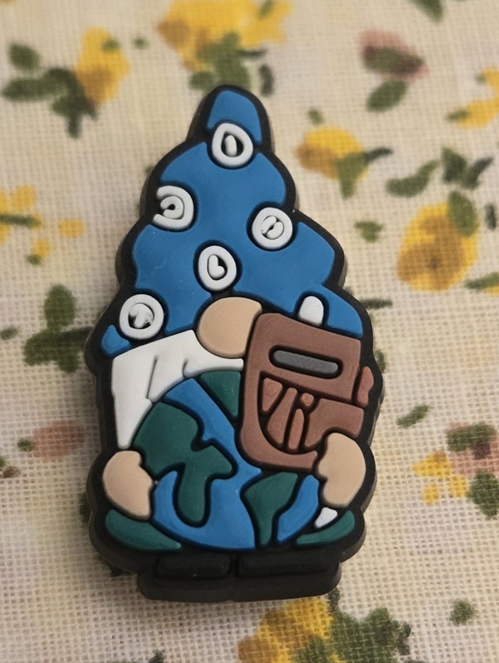 3/$10 Travel World Gnome Croc Charm